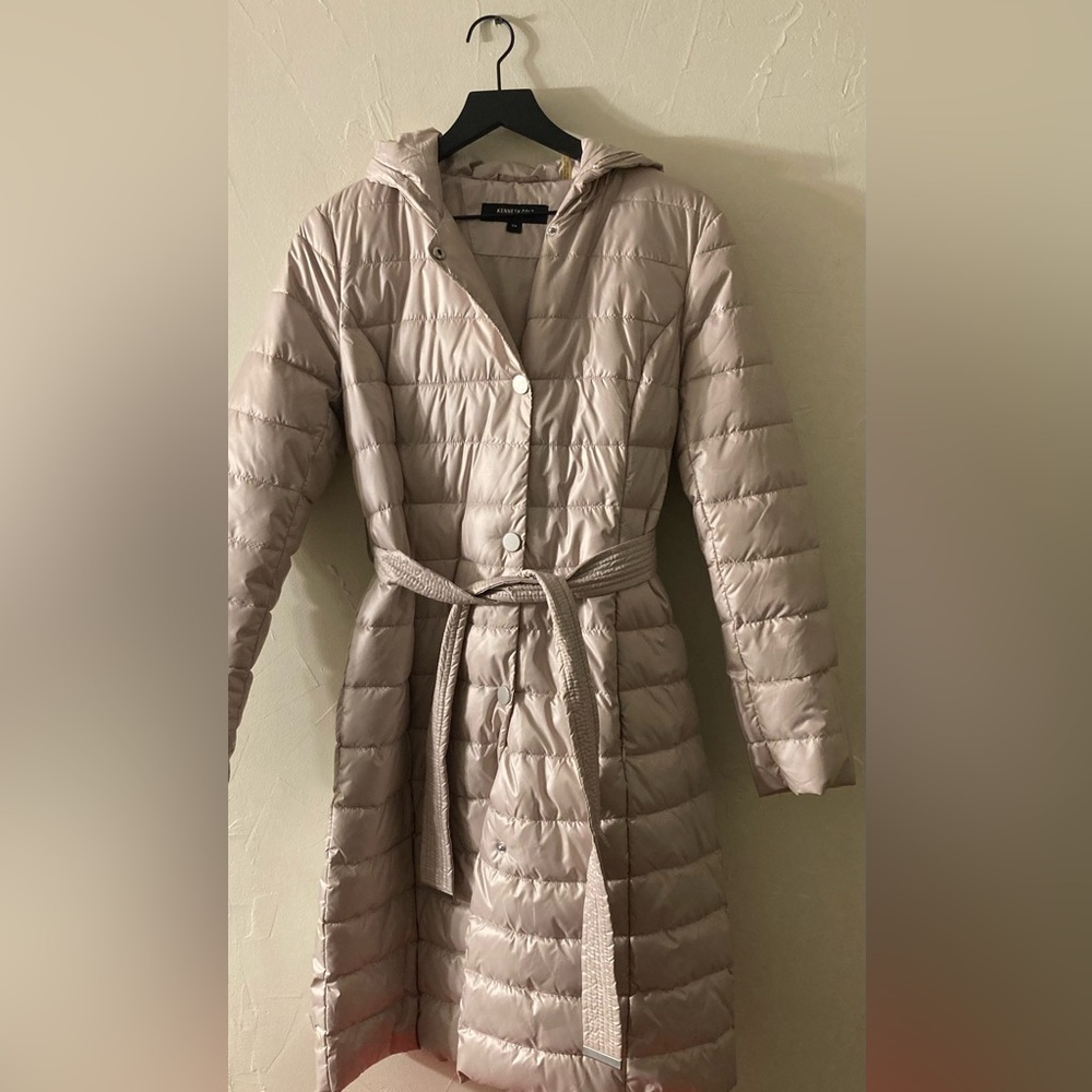 Kenneth Cole Women's Light cream Puffer Jacket